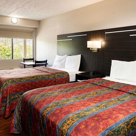 Paragon Inn Hillsboro Εξωτερικό φωτογραφία